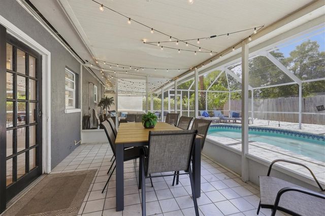 3818 BUCKEYE CIRCLE, Sarasota, FL 34232