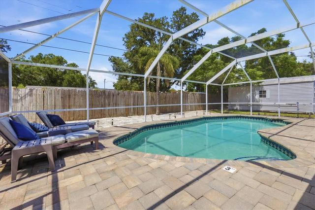 3818 BUCKEYE CIRCLE, Sarasota, FL 34232