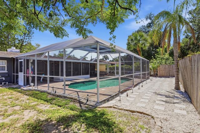 3818 BUCKEYE CIRCLE, Sarasota, FL 34232