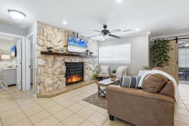 3818 BUCKEYE CIRCLE, Sarasota, FL 34232