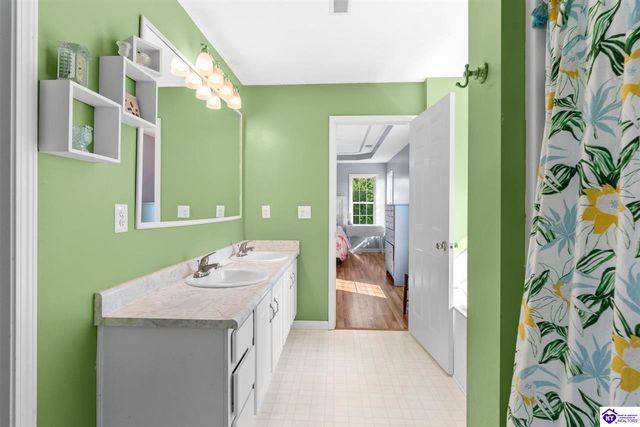 289 Schlaefer Way, Rineyville, KY 40162
