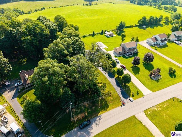 289 Schlaefer Way, Rineyville, KY 40162