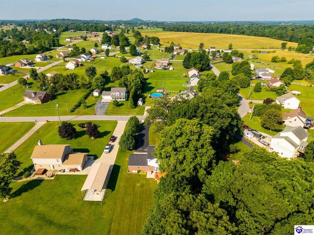 289 Schlaefer Way, Rineyville, KY 40162