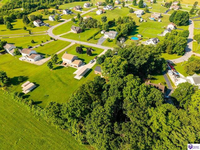 289 Schlaefer Way, Rineyville, KY 40162