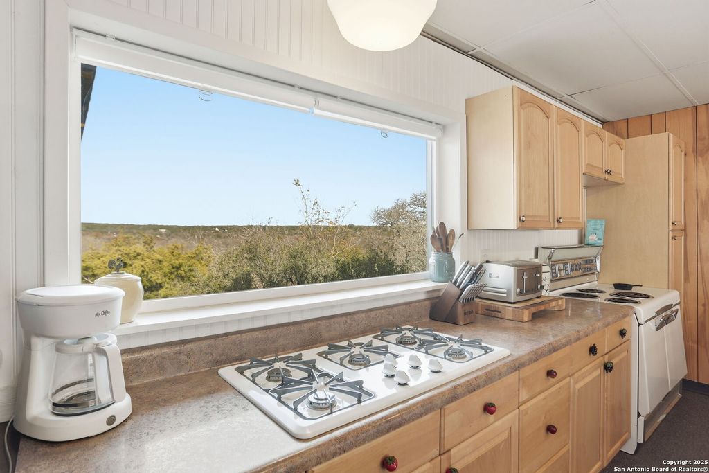 10000 Rebecca Creek Rd, Spring Branch, TX 78070