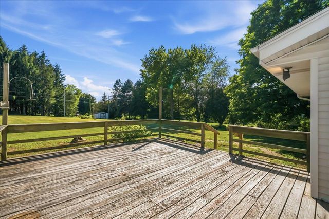 7881 Hill 'N Dale COURT, Cedarburg, WI 53012