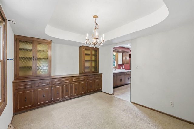7881 Hill 'N Dale COURT, Cedarburg, WI 53012