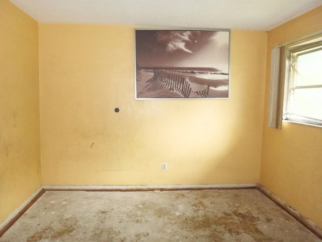 1913 KINGS HIGHWAY, Clearwater, FL 33755