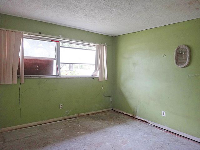 1913 KINGS HIGHWAY, Clearwater, FL 33755