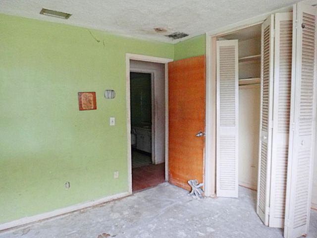 1913 KINGS HIGHWAY, Clearwater, FL 33755