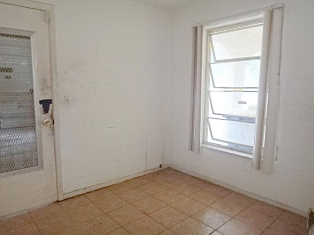 1913 KINGS HIGHWAY, Clearwater, FL 33755