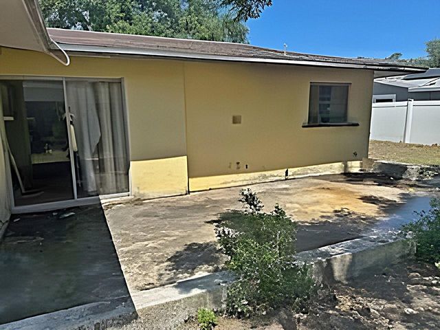 1913 KINGS HIGHWAY, Clearwater, FL 33755