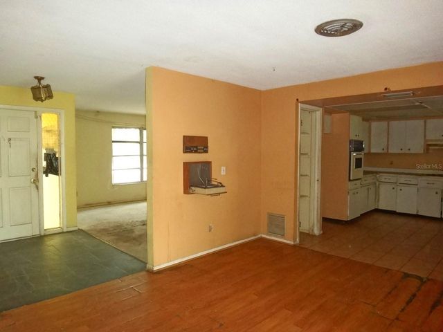 1913 KINGS HIGHWAY, Clearwater, FL 33755