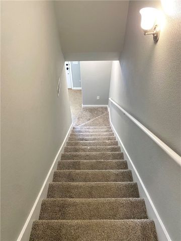 133 S Pinyon Point, Fayetteville, AR 72701