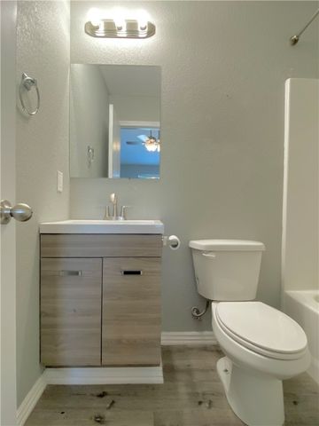 133 S Pinyon Point, Fayetteville, AR 72701