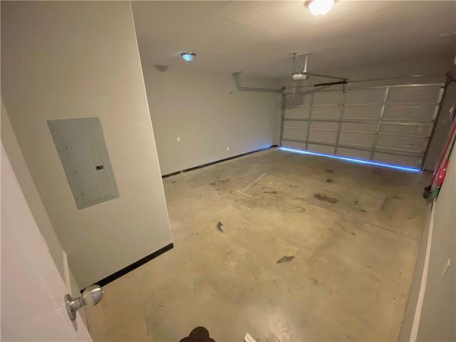 133 S Pinyon Point, Fayetteville, AR 72701