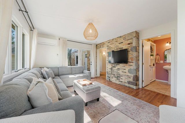 1026 W CALUMET STREET, Appleton, WI 54915