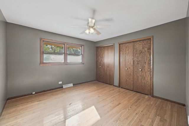 12839 S Ponderosa Drive, Palos Heights, IL 60463