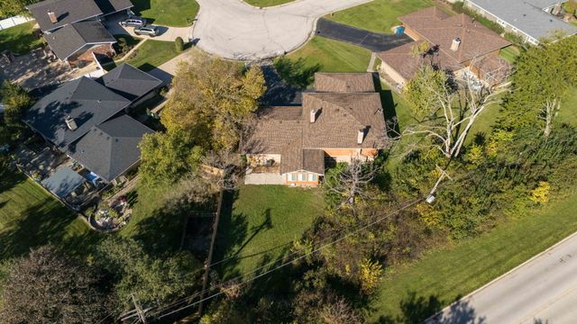 12839 S Ponderosa Drive, Palos Heights, IL 60463