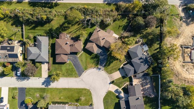 12839 S Ponderosa Drive, Palos Heights, IL 60463