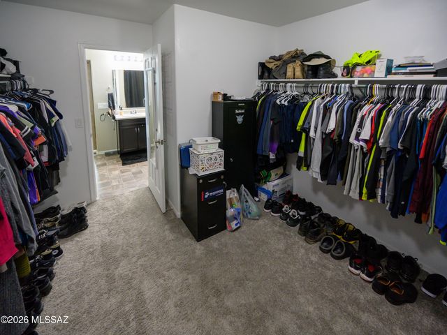 12093 E Ryscott Circle, Vail, AZ 85641