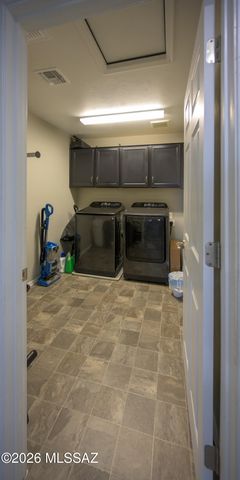 12093 E Ryscott Circle, Vail, AZ 85641