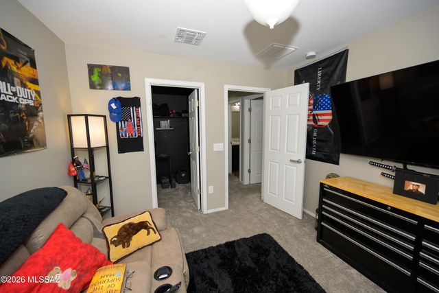 12093 E Ryscott Circle, Vail, AZ 85641