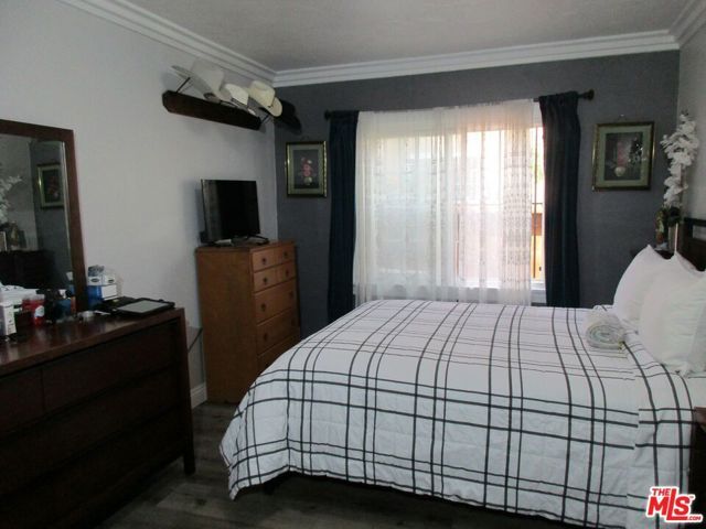 1829 W 84th Place, Los Angeles, CA 90047