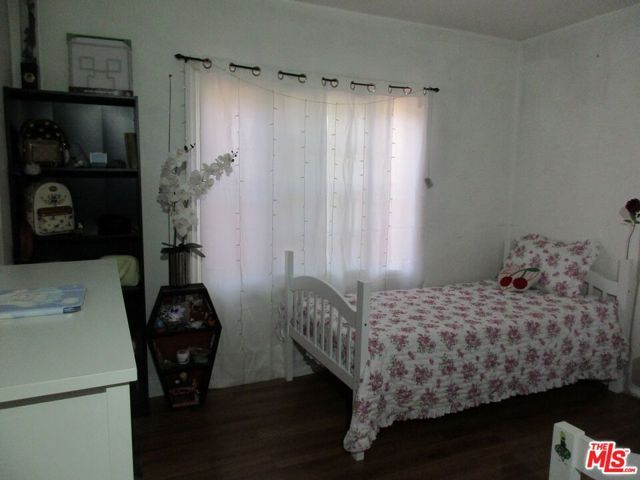 1829 W 84th Place, Los Angeles, CA 90047