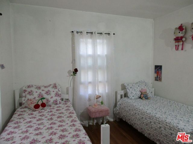 1829 W 84th Place, Los Angeles, CA 90047