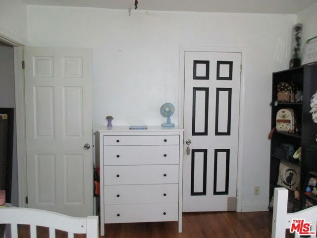 1829 W 84th Place, Los Angeles, CA 90047