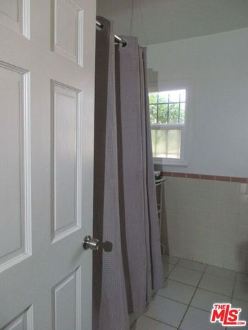 1829 W 84th Place, Los Angeles, CA 90047