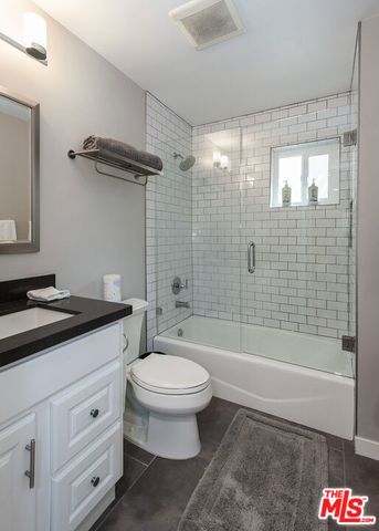 5226 College View Avenue, Los Angeles, CA 90041