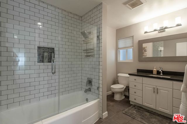 5226 College View Avenue, Los Angeles, CA 90041