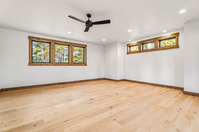 17875 Preservation Loop 422, Bend, OR 97707