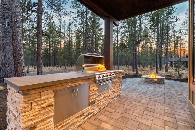 17875 Preservation Loop 422, Bend, OR 97707