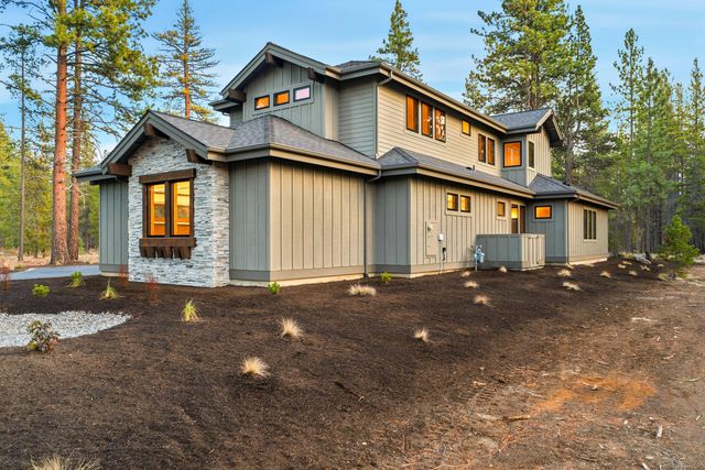 17875 Preservation Loop 422, Bend, OR 97707