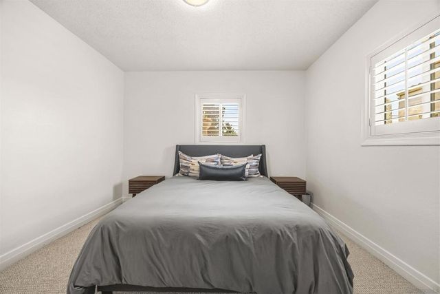 1011 W Cypress Ave, Redlands, CA 92373