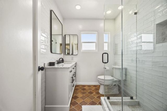 1011 W Cypress Ave, Redlands, CA 92373