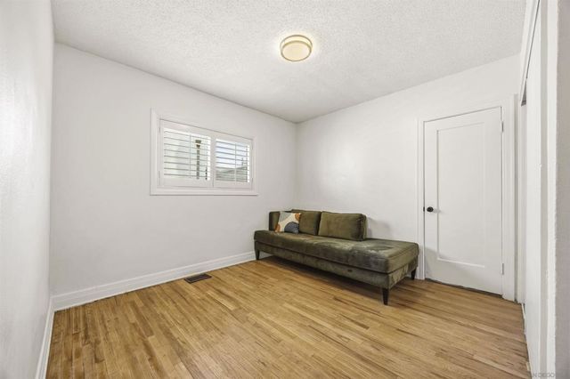 1011 W Cypress Ave, Redlands, CA 92373