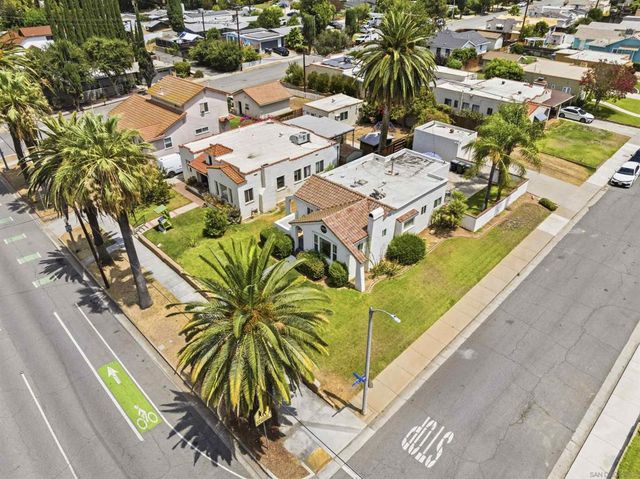 1011 W Cypress Ave, Redlands, CA 92373