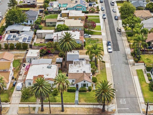 1011 W Cypress Ave, Redlands, CA 92373