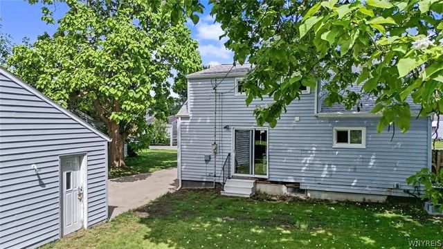 21 Alliger Drive, Tonawanda, NY 14150
