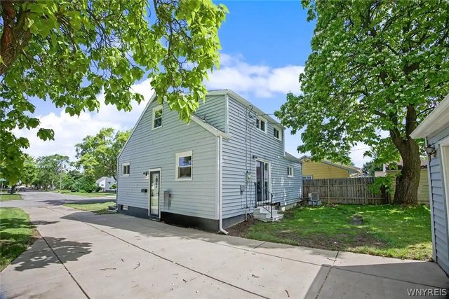 21 Alliger Drive, Tonawanda, NY 14150