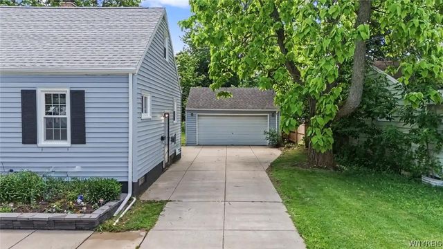 21 Alliger Drive, Tonawanda, NY 14150