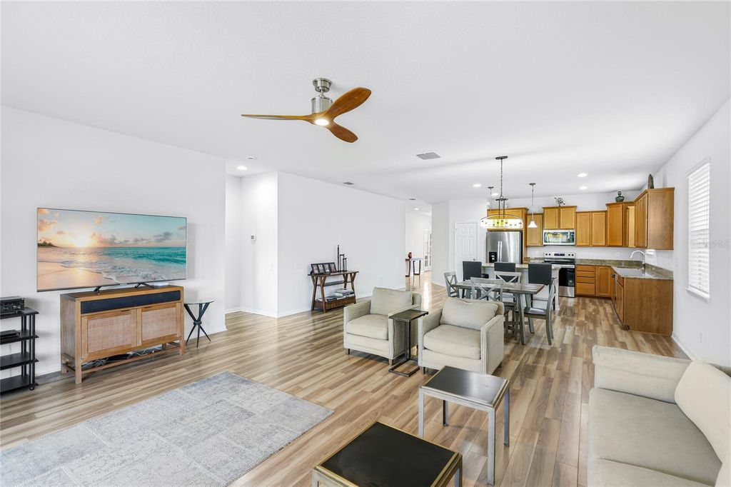 Image 13 of property listing at 5539 105TH TERRACE E, Parrish, FL 34219