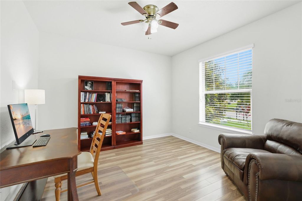 Image 15 of property listing at 5539 105TH TERRACE E, Parrish, FL 34219