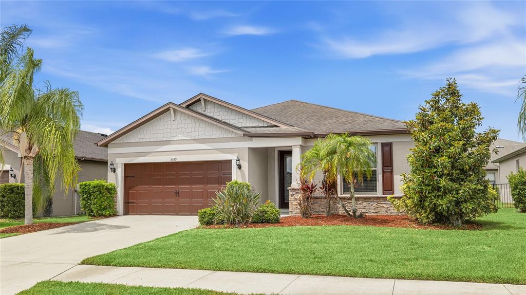 Image 3 of property listing at 5539 105TH TERRACE E, Parrish, FL 34219