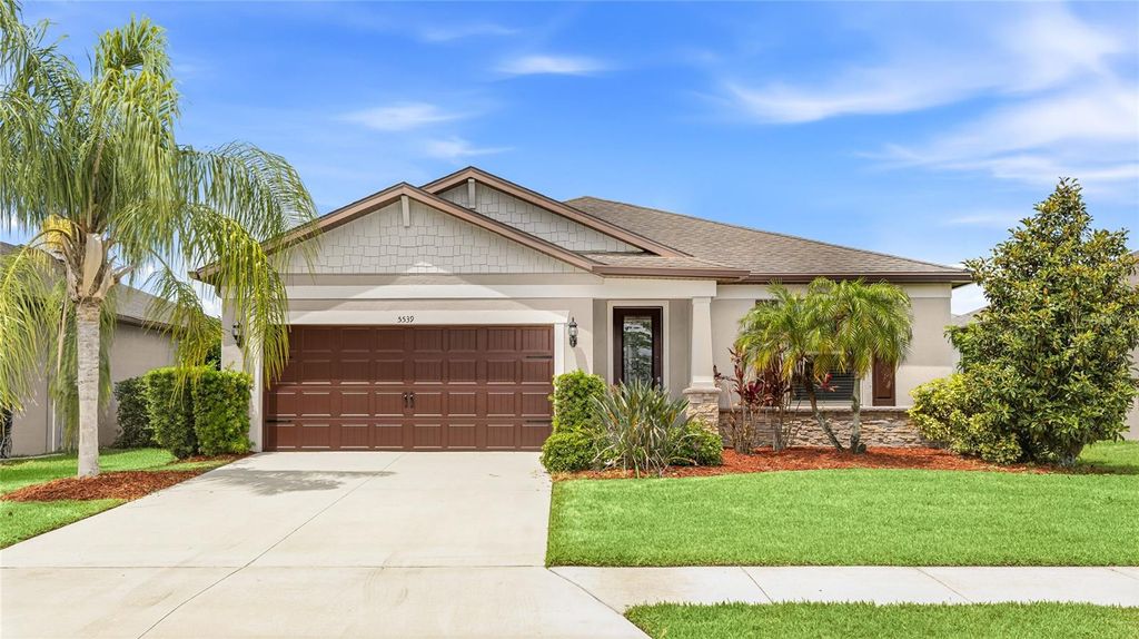 Image 4 of property listing at 5539 105TH TERRACE E, Parrish, FL 34219