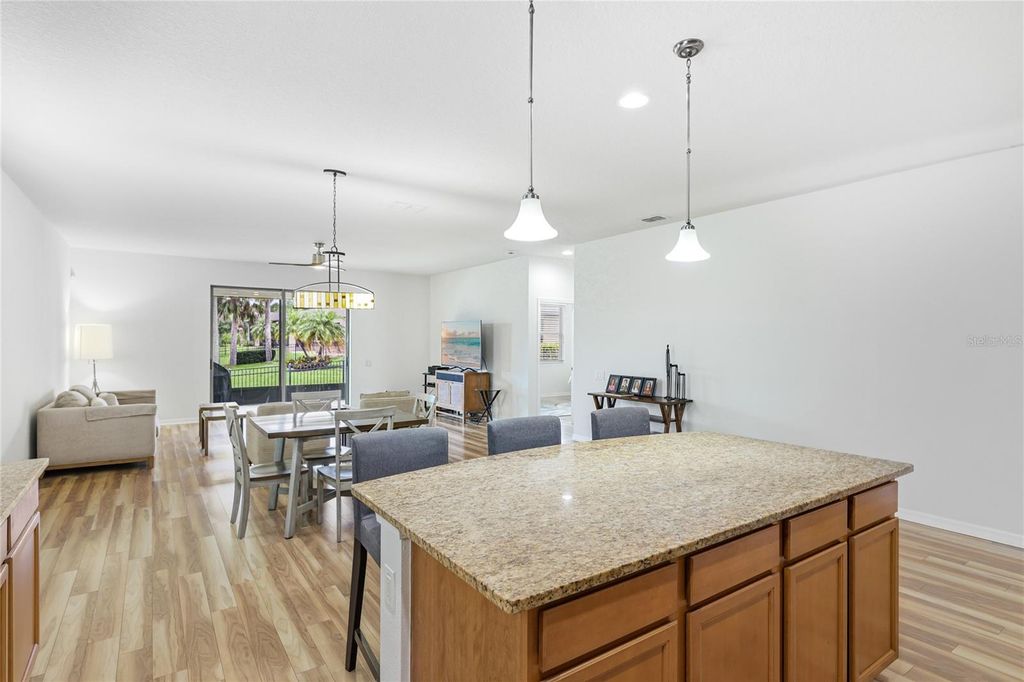 Image 9 of property listing at 5539 105TH TERRACE E, Parrish, FL 34219